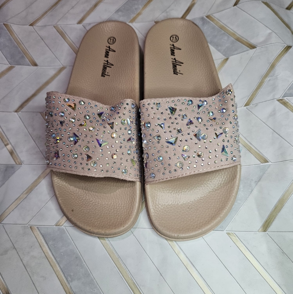 NEW bedazzled nude rubber slides size 7.5